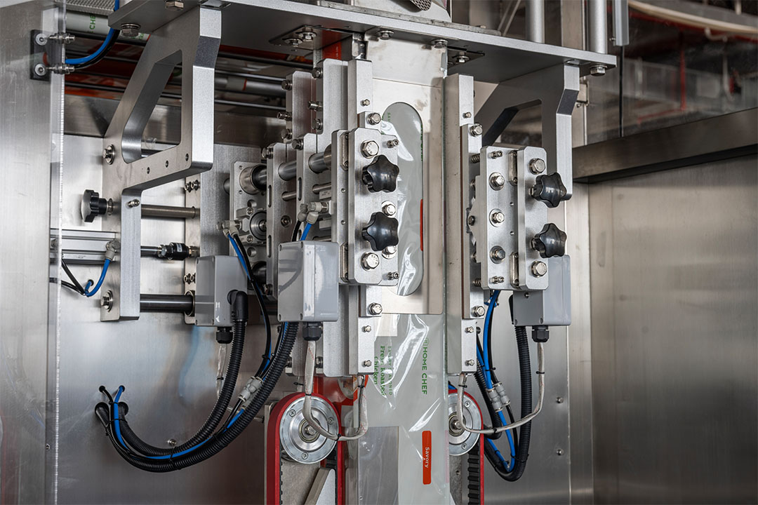 How VFFS Machines Pack Dried Fruit Products