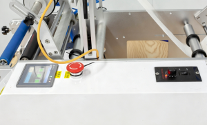 Semi-Automatic Horizontal Round Bottle Labeling Machine