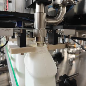 4-Head Mobile Tracking Filling Machine
