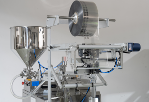 Three-Side Seal Liquid/Sauce/Oil Packaging Machine