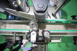 Automatic Round Bottle Labeling Machine