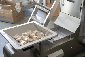LKB-420A Inclined Quadro Bag Packaging Machine